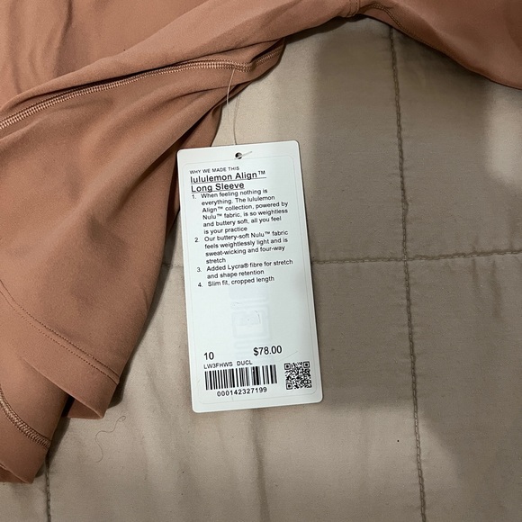 Lululemon Top - Picture 8 of 8